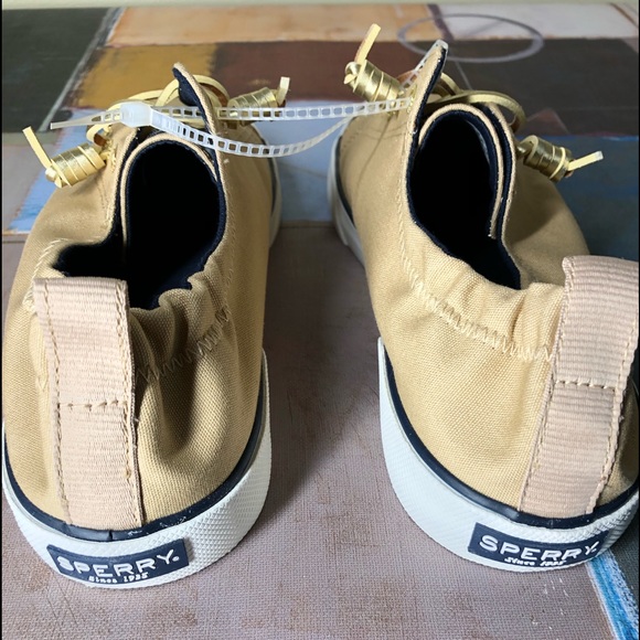 NEW Women’s Sperry size 8.5M - Picture 3 of 5